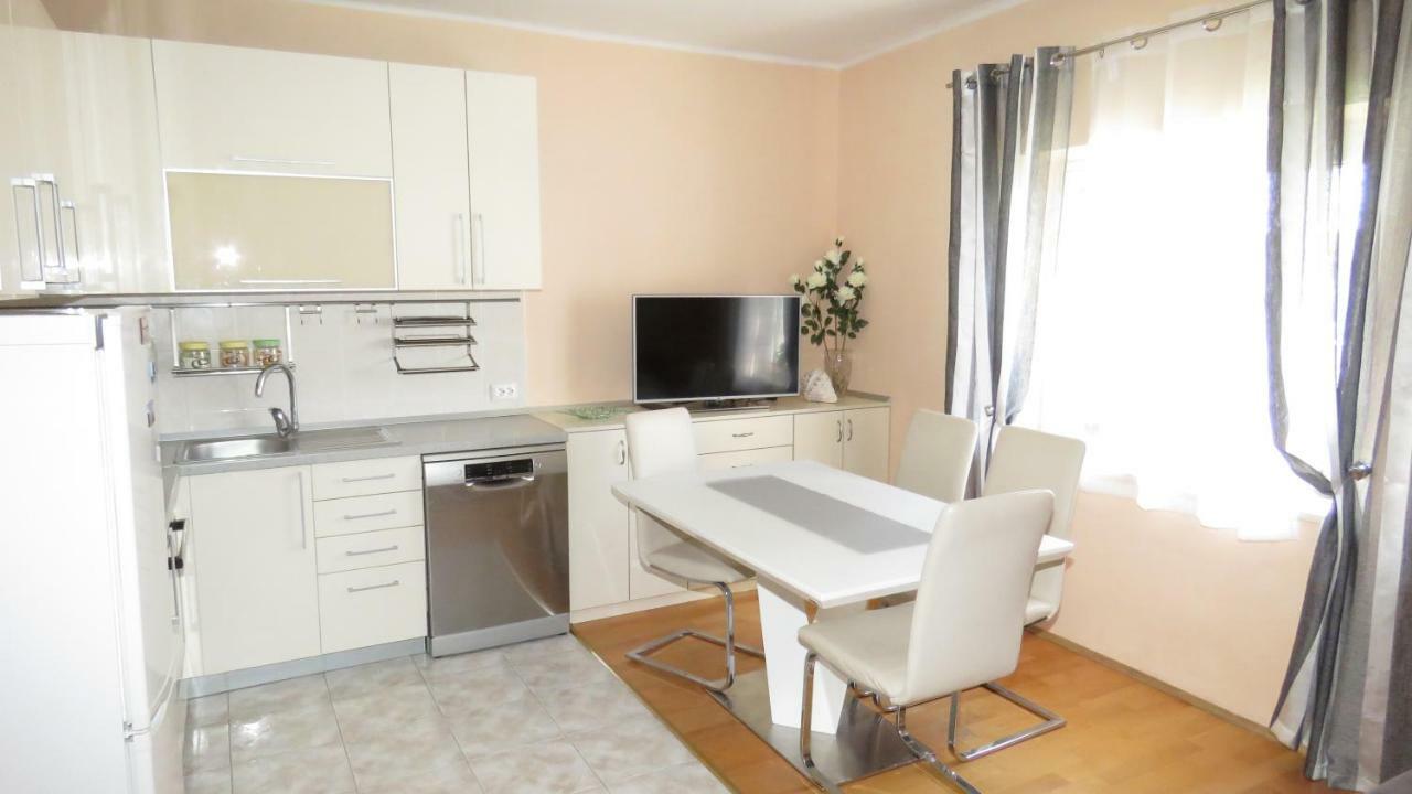 Apartment Central City Макарска Екстериор снимка