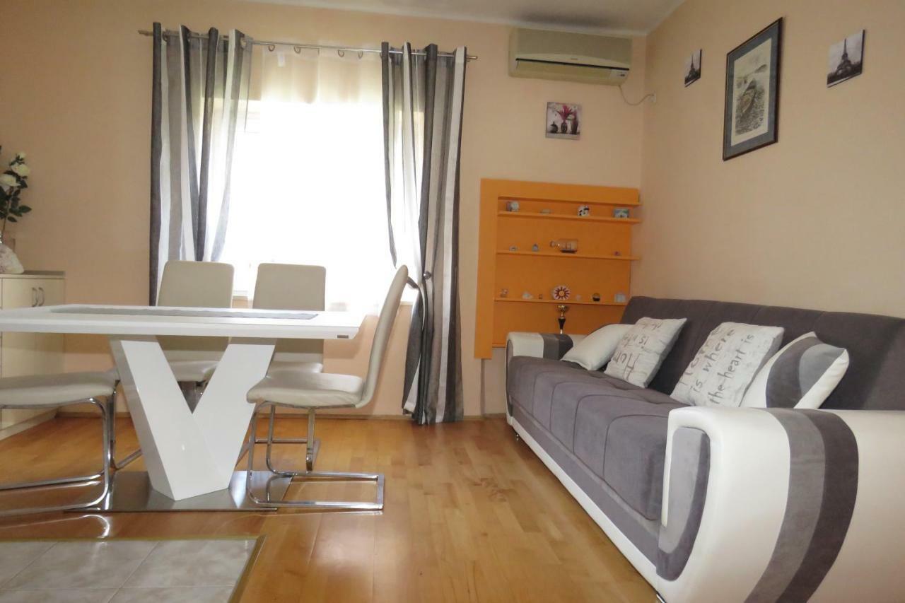 Apartment Central City Макарска Екстериор снимка